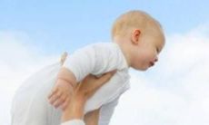 名字中间睿字女孩