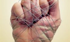 断掌在国内外有什么不一样的说法