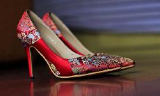 梦见棺材和死人出殡