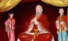 八字看婚姻:八字算命算婚姻坎坷的特征?