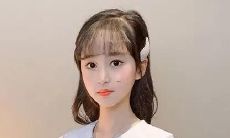 梦见穿衣服很紧