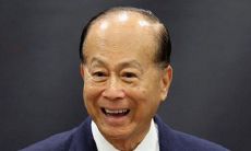亚洲首富李嘉诚的面相详解