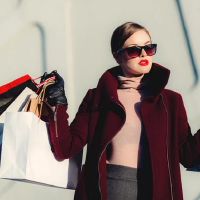 今天,今天有葡萄酒,十二生肖谁喜欢透支信用卡