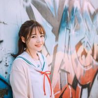 虽然周围有很多朋友,但心脏是无比的。