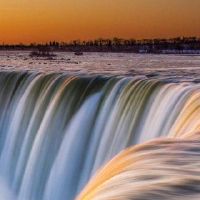 可以富有尽有丰富的女性的特征是什么？