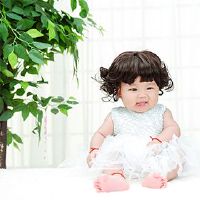 在11月22日，2022年，美丽和培养的名字命名的女孩