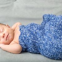 在2022年11月的第一天出生的男孩是如何出生的？最新的高中男生