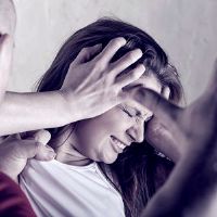 黄道带人谁会扮演一个女人