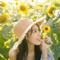 在爱情中，它将展现出来，热爱彼此的三个大星星。