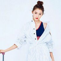 气质是闷热的,有一位女神女人。