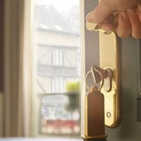 2022年5月12日是适合安门的良辰吉日吗