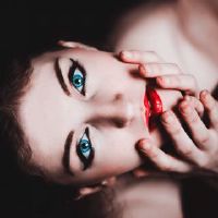 脸上的女人是什么？哪个十个视图是？