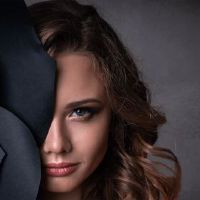 女人的脸在哪里？长跑在哪里？