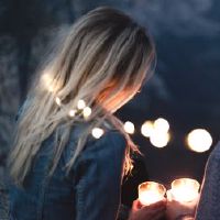 八个字符的日落是持有财富或男人的妻子婚姻吗？你怎么看待十个神？