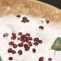 Dragon Boat节是在Dragon Boar节周围吗？