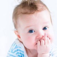 带水带木的内涵男孩名字 有气势的男宝宝好名字