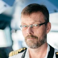 额头前边有一个旋荣华富贵享福是真是假