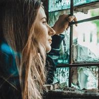 好听的英文名女生仙气m开头的