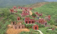 寻找上海近郊风水良好的公墓报价,其中关键点为房子西北面存在公墓风水影响