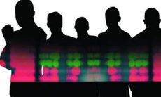 在梦中遇到神秘人的奇幻经历：梦境中的神秘人与我间不可思议的邂逅！