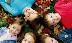 们之间出现隔阂和冷漠的常见隐喻 - 追逐失落的独木桥上：探析梦境中同伴关系差异的象征意义