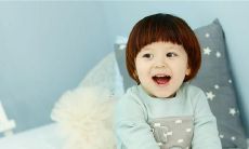 荡，沐浴阳光，迎接朝霞：醒来，用音乐诠释那快乐的海上漂荡之感！