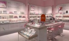 做梦梦见身边人争吵不止，心烦意乱无法入眠的状况