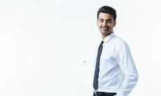 揭秘容易招惹桃花运的男性面相现象