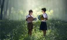 我做了一个梦，在梦中我被完全浸入水中，这是有什么深刻的象征意义吗？