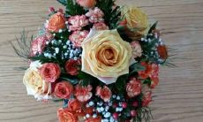 - 星座女中最钟爱穿戴名牌的珠宝行家