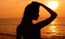 女生面相特征：有大手和大脸的女生面相好吗？