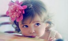 究竟腊月十六出生的女孩将会经历怎样的命运？她的人生道路是否会循着平安顺遂之路，一帆风顺，心想事成，达成如意人生？