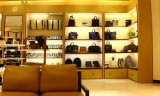 梦见自己驾车穿越吊桥象征着什么?解读你在梦中驾车过吊桥的深刻含义