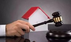 什么象征意义可以赋予梦境中遭受破损的房屋？