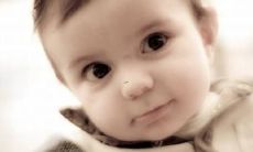 声,女娃手拼珠宝惊艳全场,两个孩子带来了完美的对比