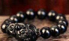 五行缺水的人应该戴什么样的手串才能引发最旺盛的生命能量？