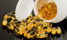 在梦中经历了煮奶茶的一系列过程，包括选择茶叶、调配牛奶、加糖调味等，令人兴奋的梦境体验