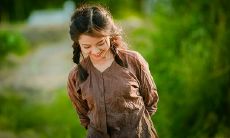 女性嘴角部位痣的解读：探究嘴角痣的意义及其可能的影响