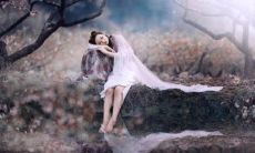 在五行理论中，丑时所属的元素是什么？丑时属于五行之一的土属性