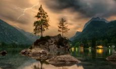 探究纯阳八字的含义及八字全阳女性的命运优劣分析