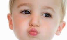 揭秘深层心理：身处寒冬的冷漠女孩，揭示她的真实姓名和内心世界