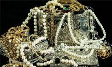 通过梦见作曲家周公解梦，探究其与个人潜意识、创造力及灵感启示相关的潜在意义与象征意义：你的梦境中出现作曲家，究竟在暗示何种人生经验、心理状态或新的灵感力？