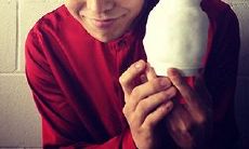 权志龙生辰八字好到惊人 男神也信这个