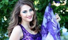 鼻大脸不能小，眉长过目即良相