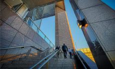 梦见亲姐妹是什么意思