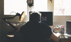 梦见牙套掉了是什么意思