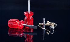 梦见老虎咬手是什么意思