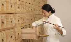 梦见活着的妈妈死而复生