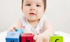 姓何的女孩名字两字