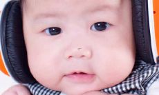 唱余香那个绿衣服女孩叫什么名字